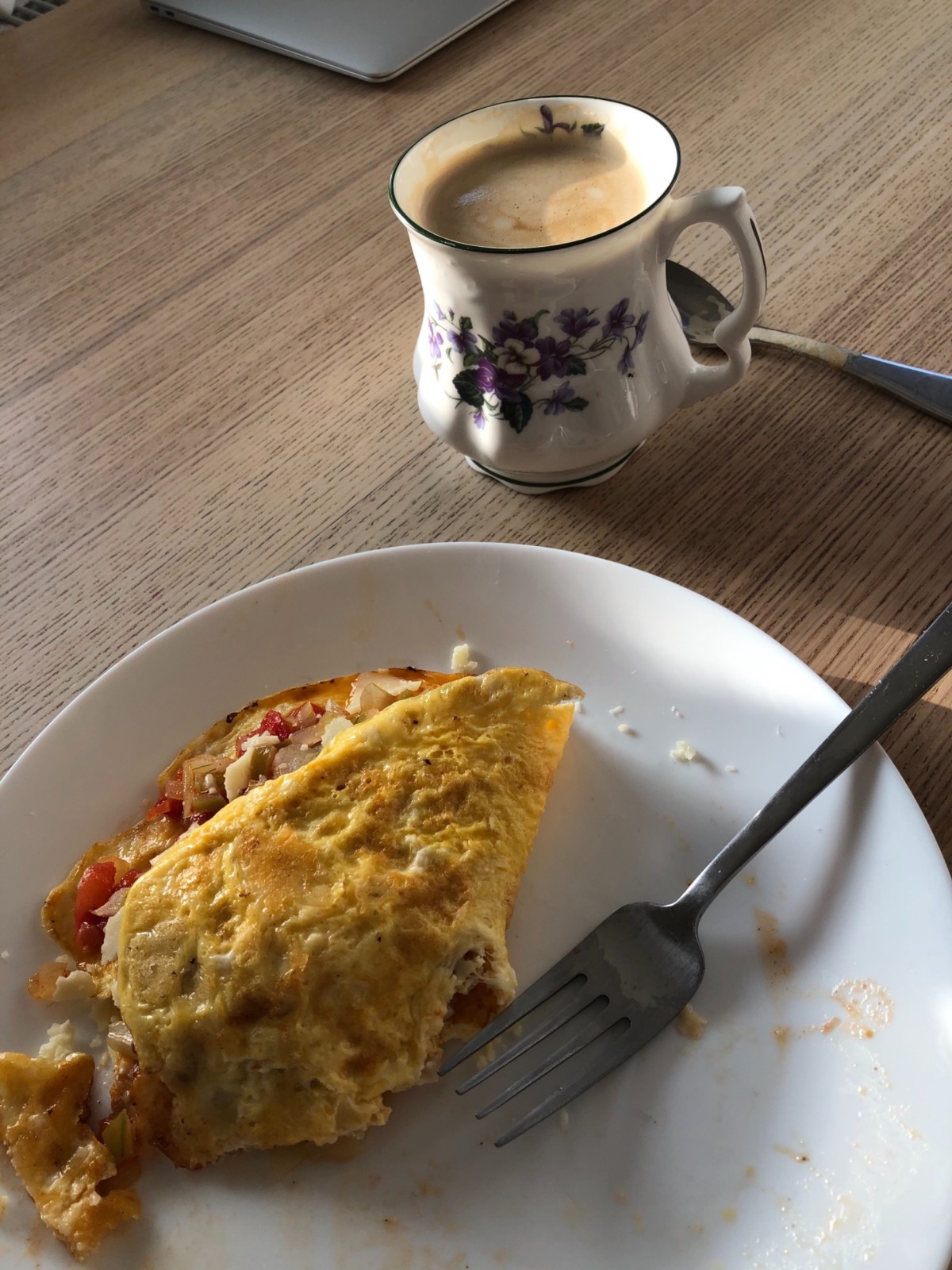 Przepis na Omlet z pomidorem i cebulą