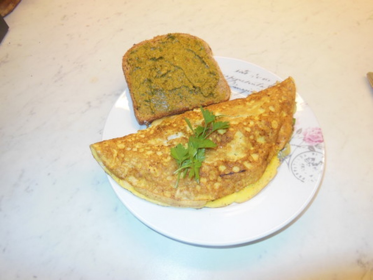 Przepis na Omlet z pomidorem i cebulą