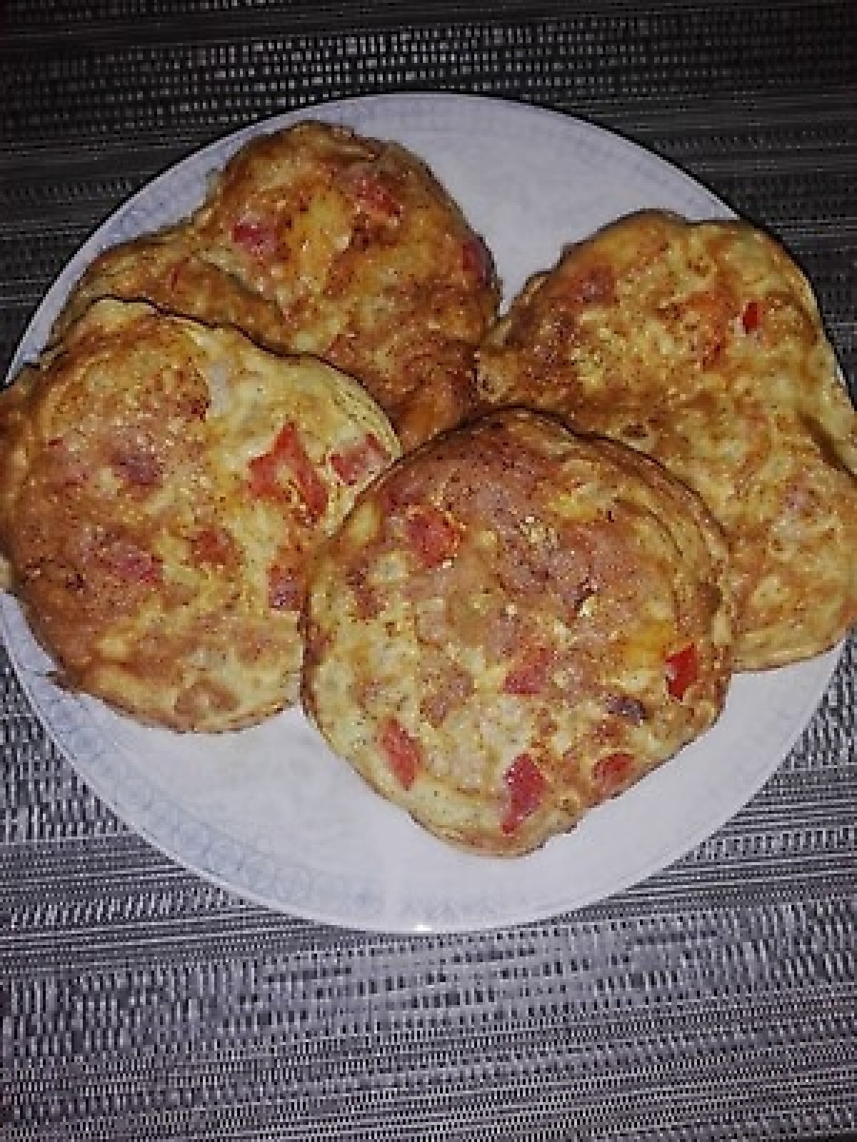 Przepis na Omlet z pomidorem i cebulą