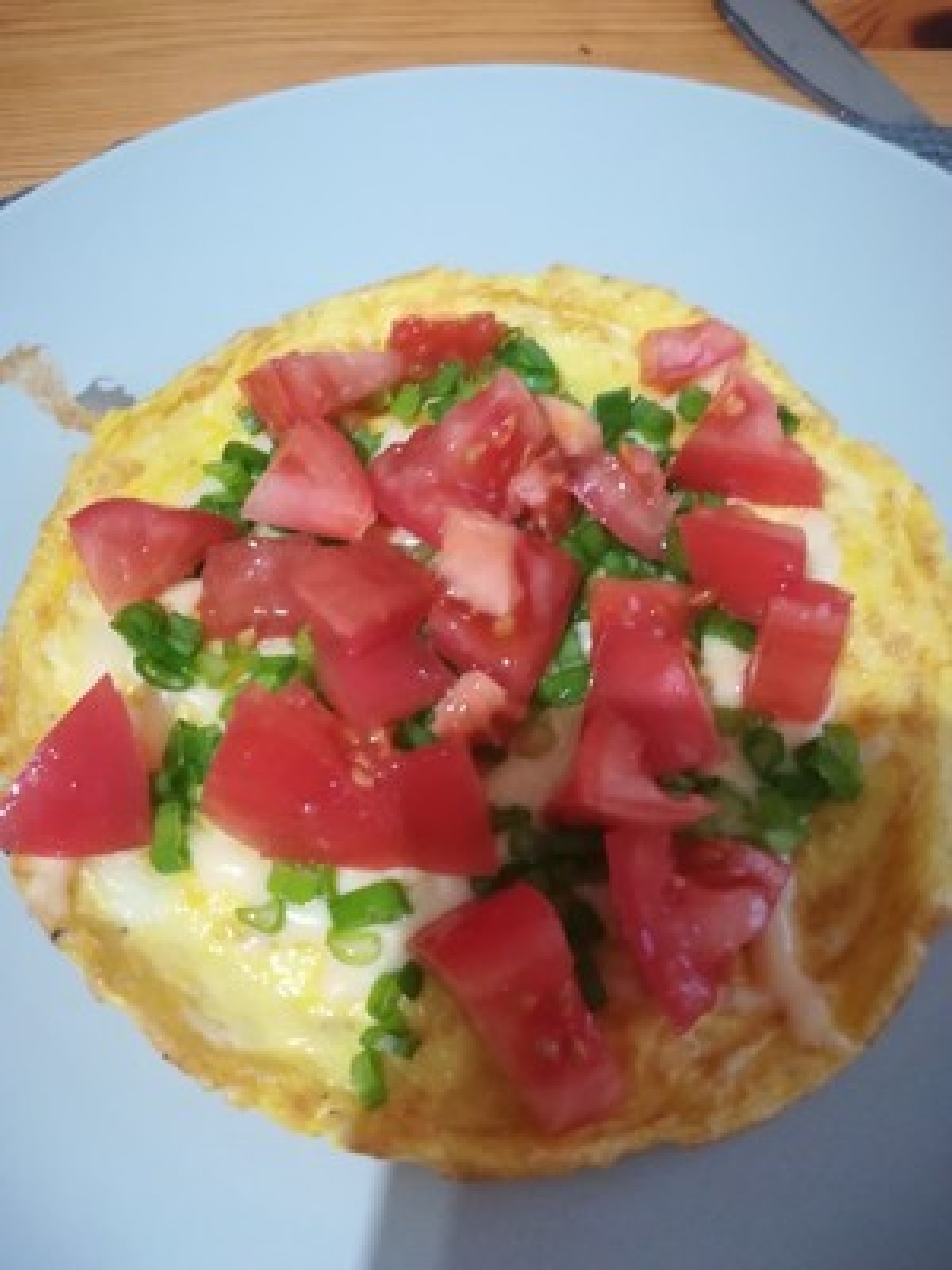 Przepis na Omlet z pomidorem i cebulą