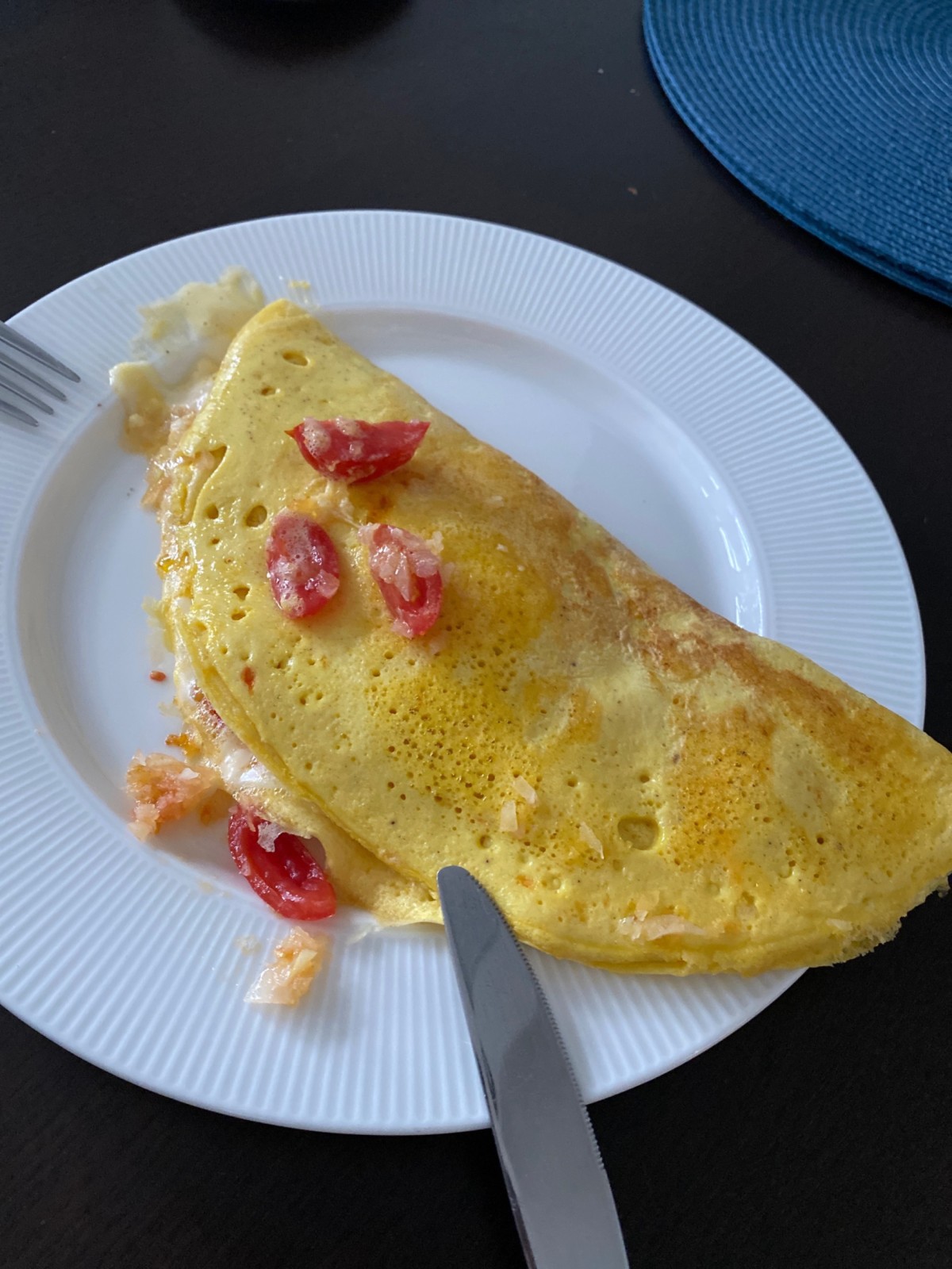 Przepis na Omlet z pomidorem i cebulą