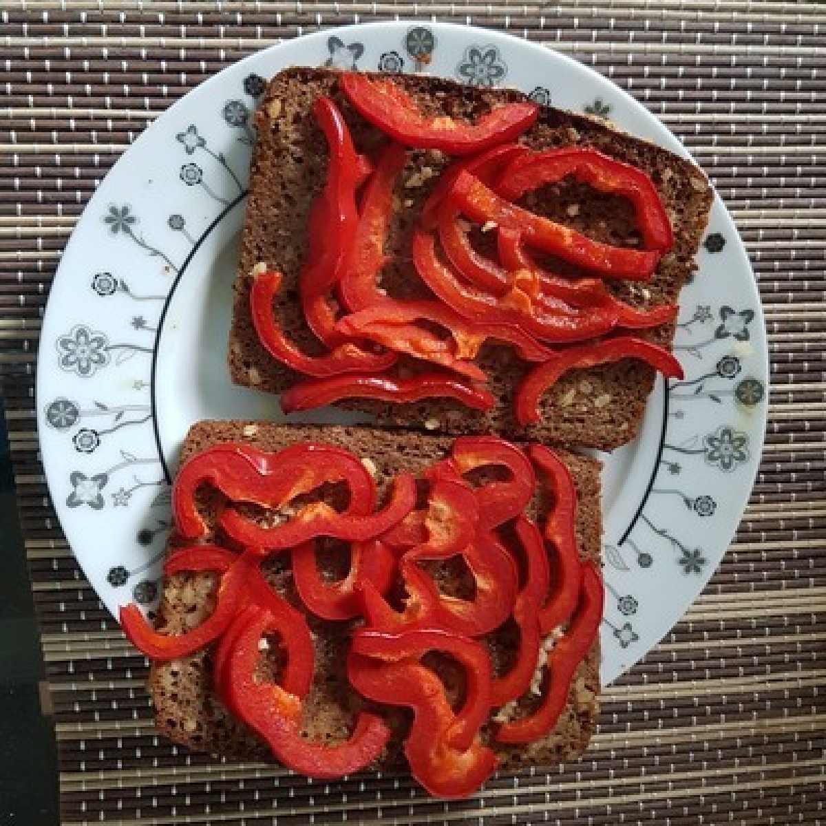 Przepis na Bruschetta z papryką