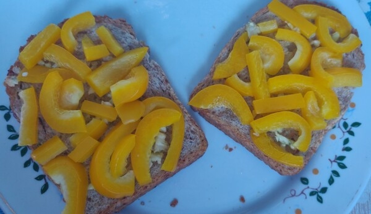 Przepis na Bruschetta z papryką