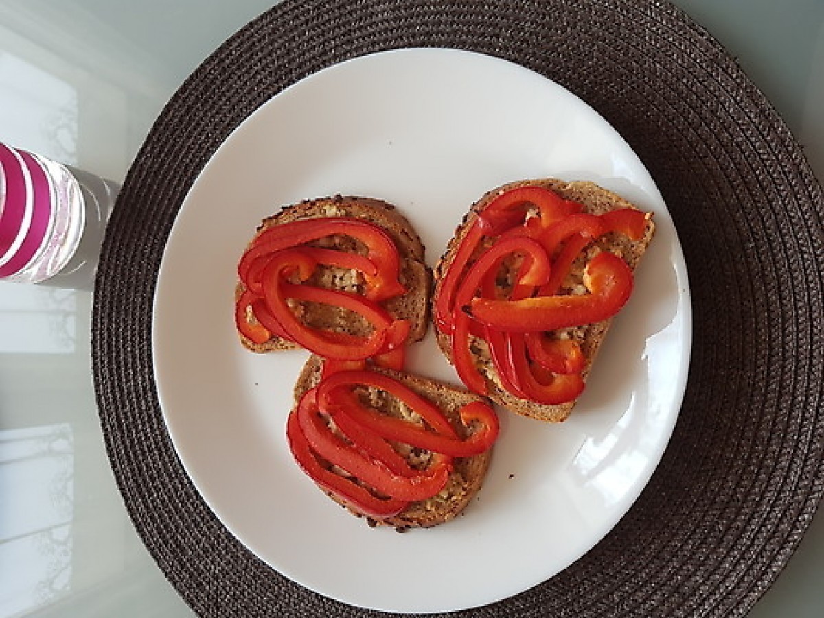 Przepis na Bruschetta z papryką