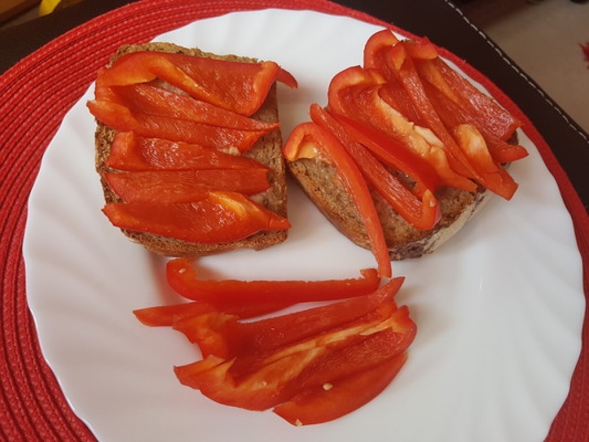 Przepis na Bruschetta z papryką