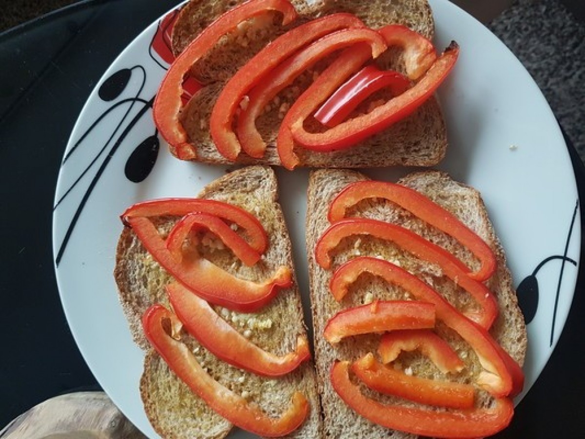 Przepis na Bruschetta z papryką
