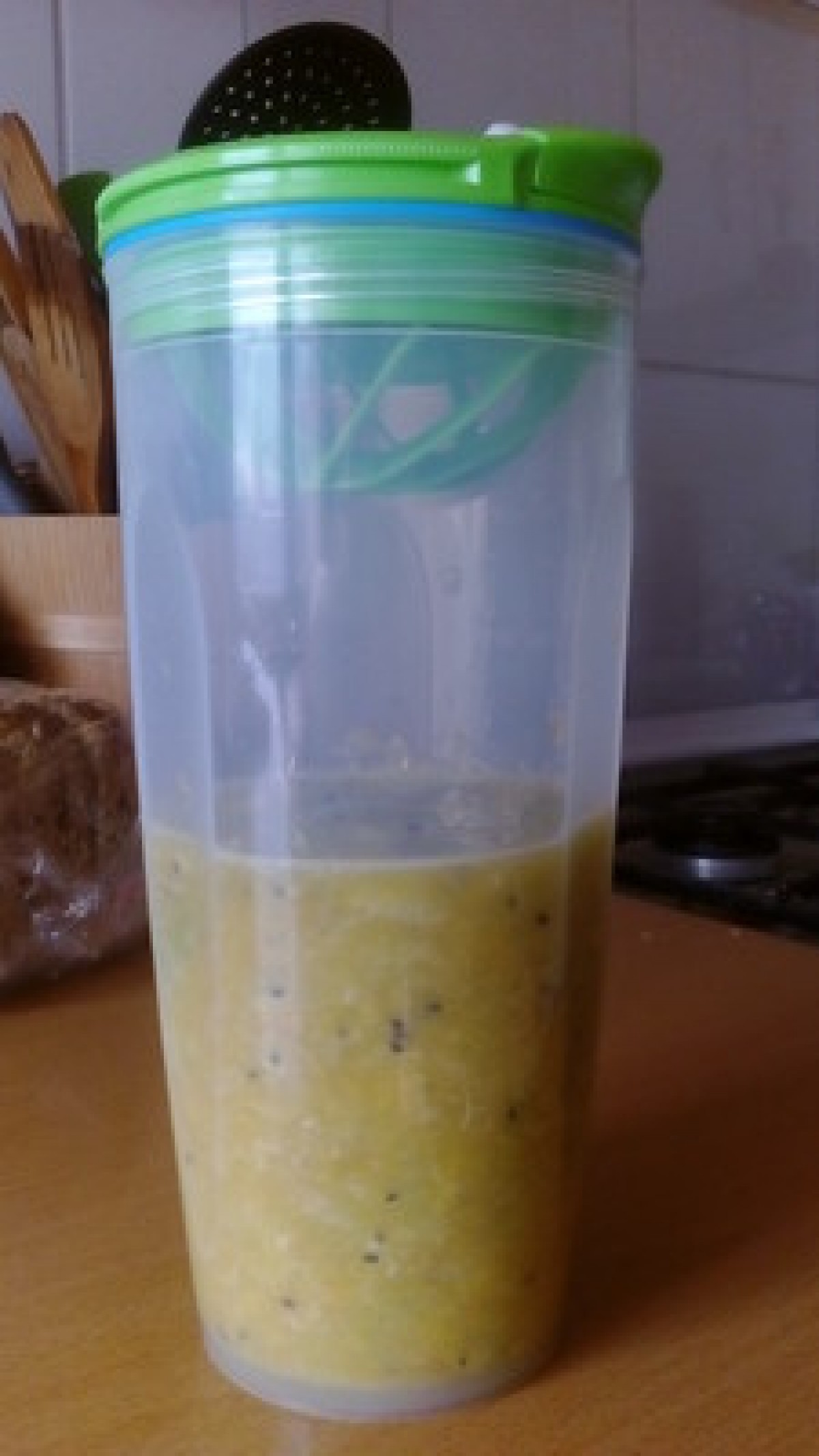 Przepis na Sok z pomarańczy, kiwi i nasion
