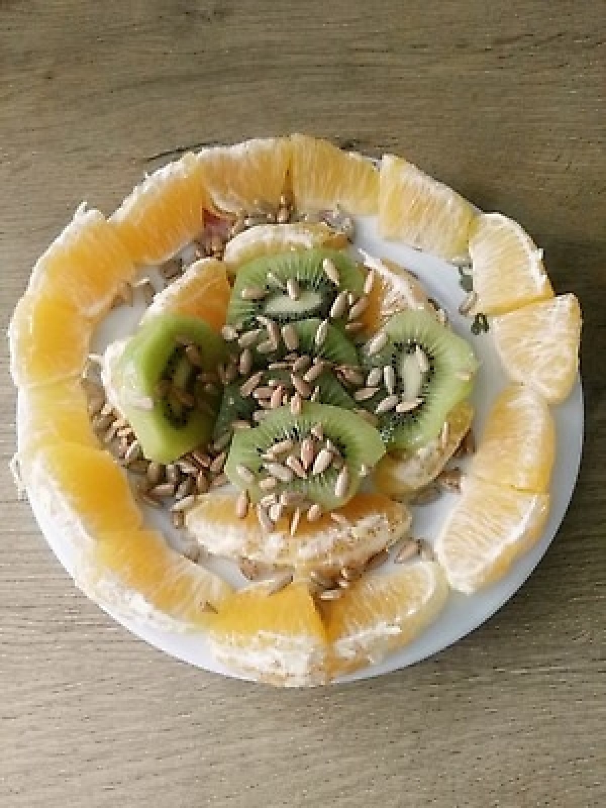 Przepis na Sok z pomarańczy, kiwi i nasion