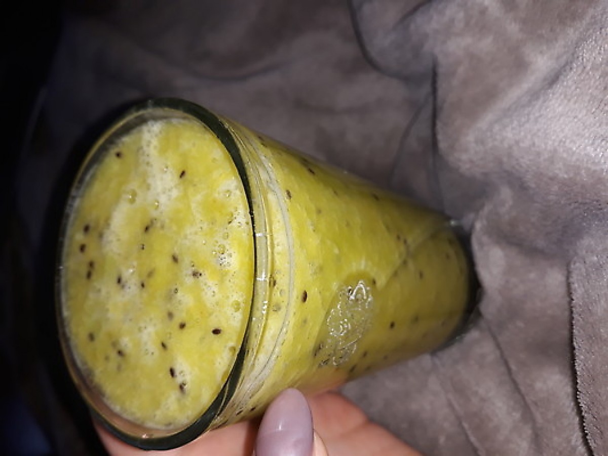 Przepis na Sok z pomarańczy, kiwi i nasion