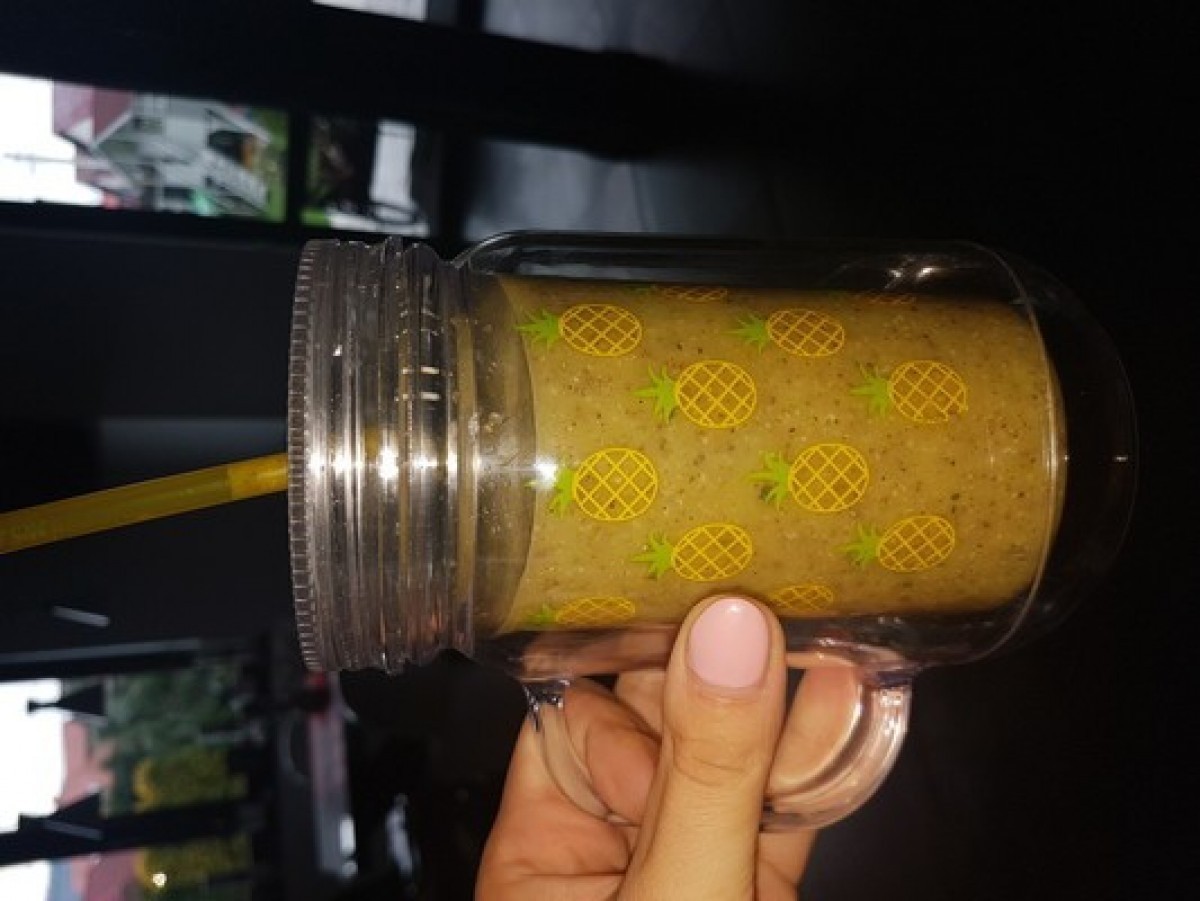 Przepis na Sok z pomarańczy, kiwi i nasion