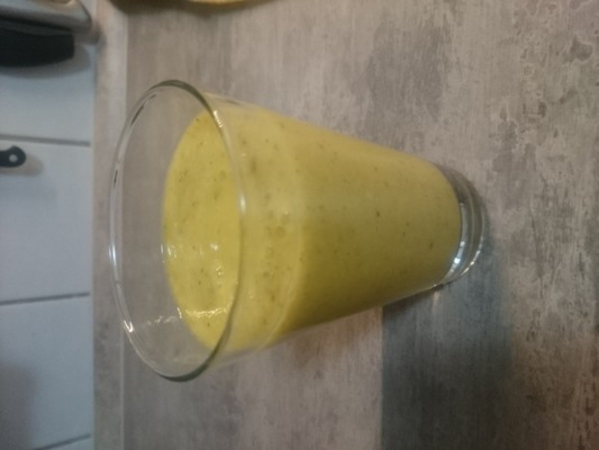 Przepis na Sok z pomarańczy, kiwi i nasion
