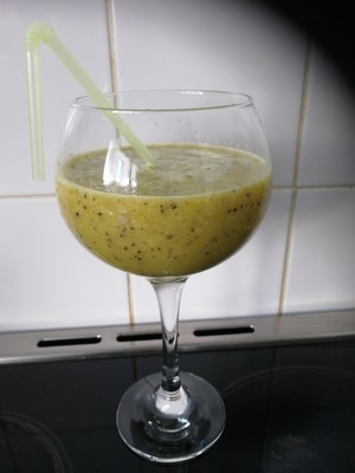 Przepis na Sok z pomarańczy, kiwi i nasion