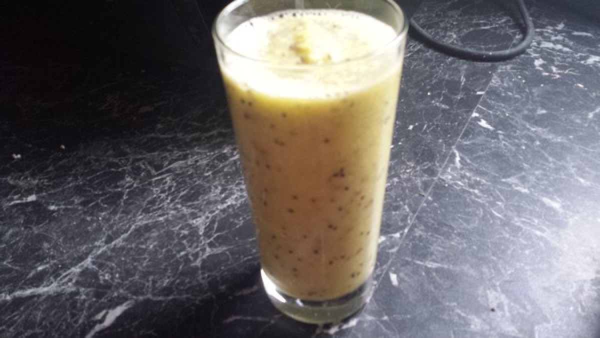Przepis na Sok z pomarańczy, kiwi i nasion