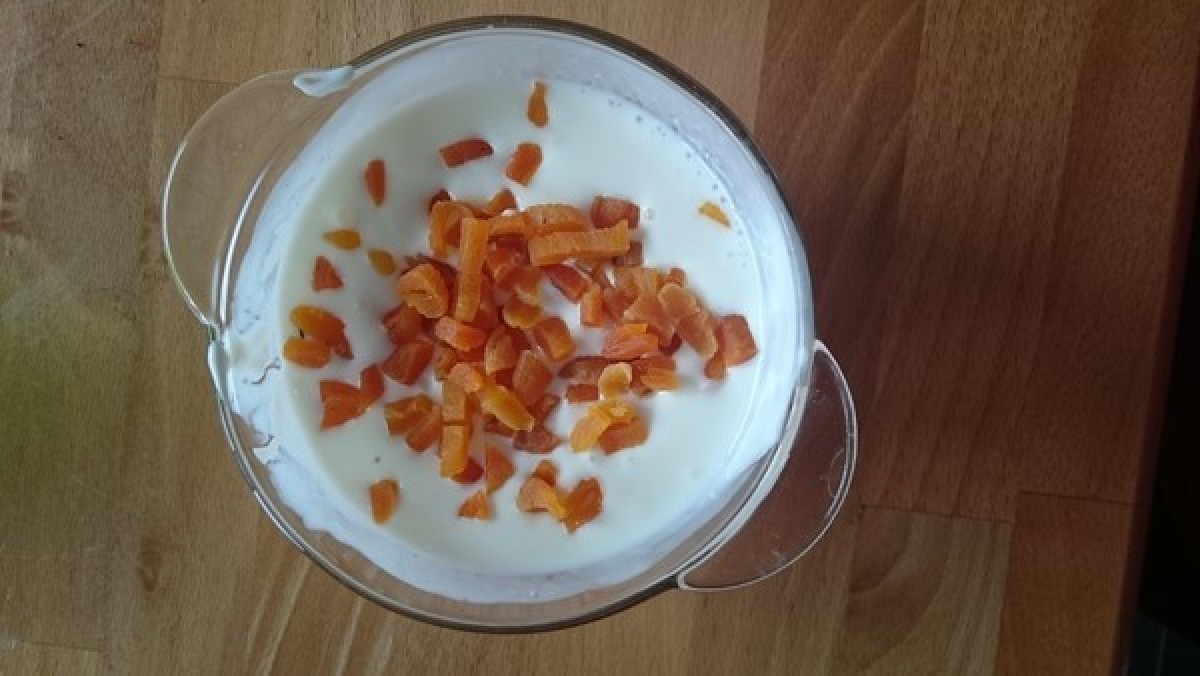 Przepis na Jogurt z rodzynkami