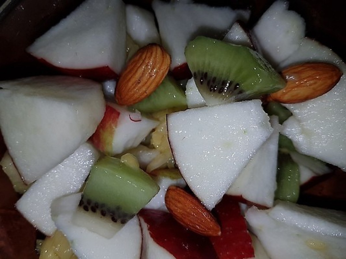 Przepis na Sałatka owocowo-orzechowa