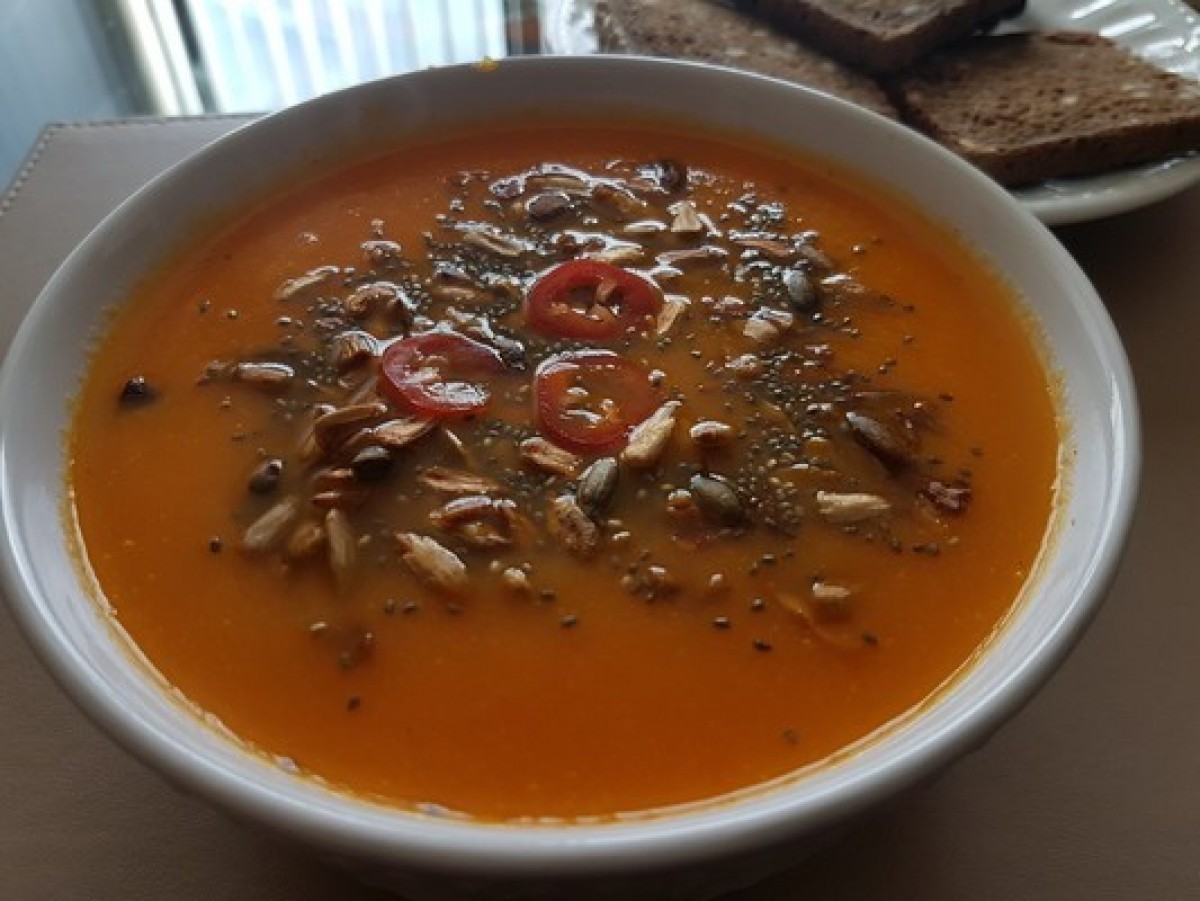 Przepis na Krem marchwiowo-pomarańczowy z imbirem