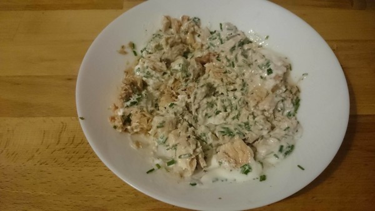 Przepis na Kanapka z pastą tuńczykowo-orzechową