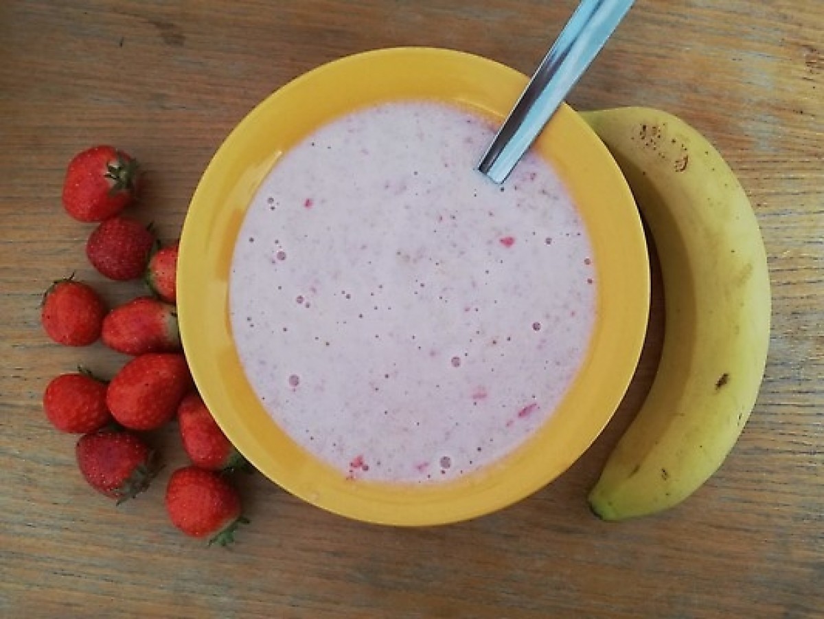 Przepis na Krem bananowo-truskawkowy