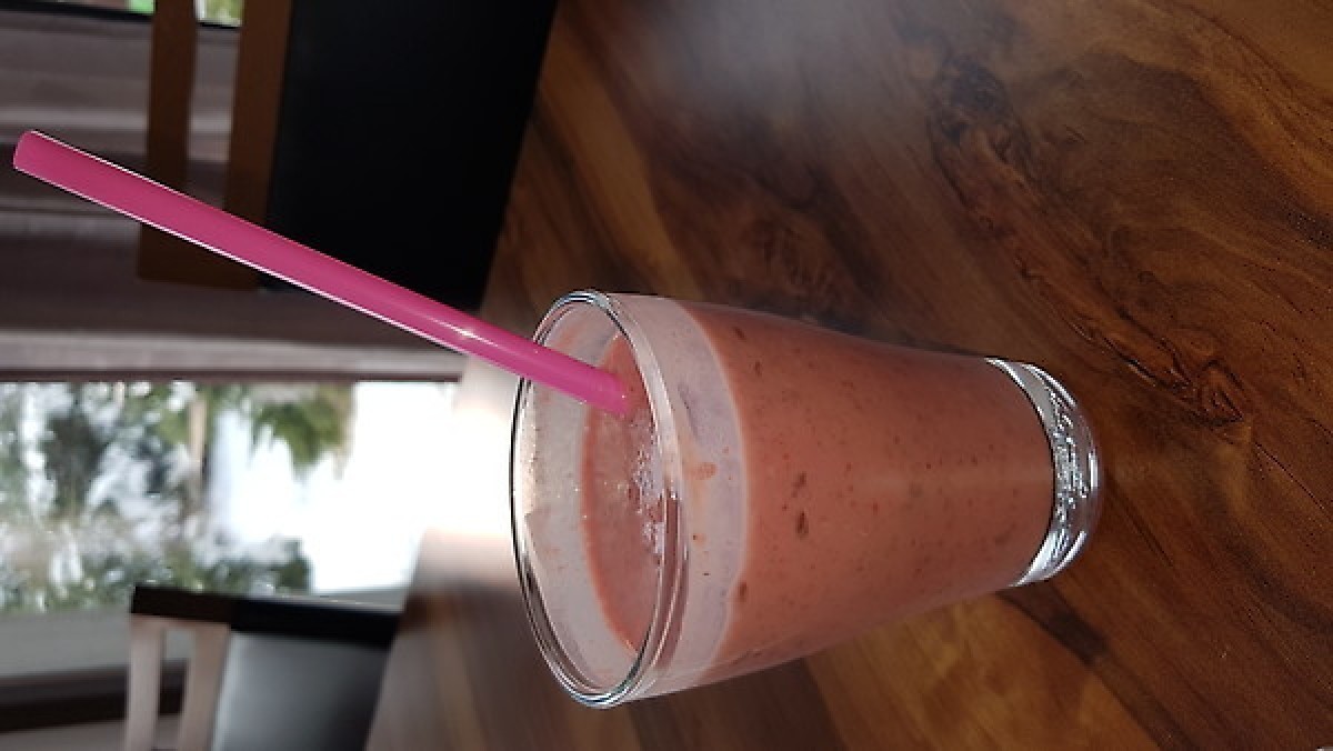Przepis na Krem bananowo-truskawkowy