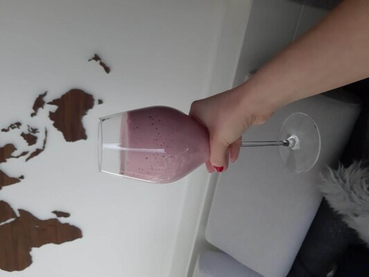 Przepis na Krem bananowo-truskawkowy