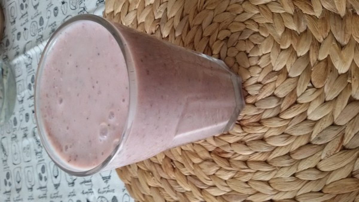 Przepis na Krem bananowo-truskawkowy