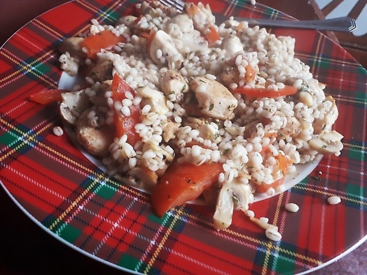 Przepis na Kurczak z pieczarkami po grecku i kaszą