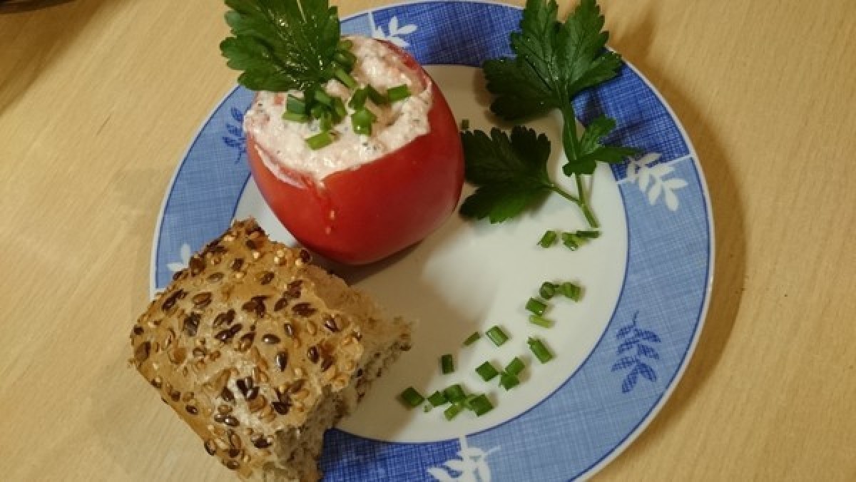 Przepis na Pomidory faszerowane twarożkiem