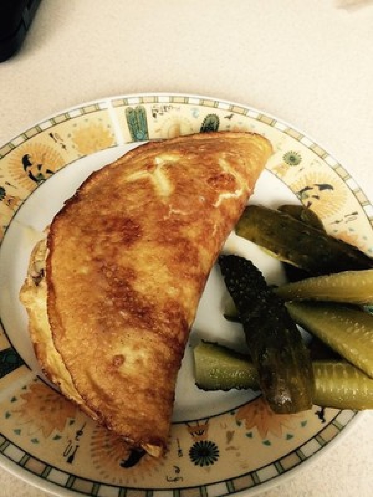 Przepis na Omlet z ziemniakami, pieczarkami i szynką