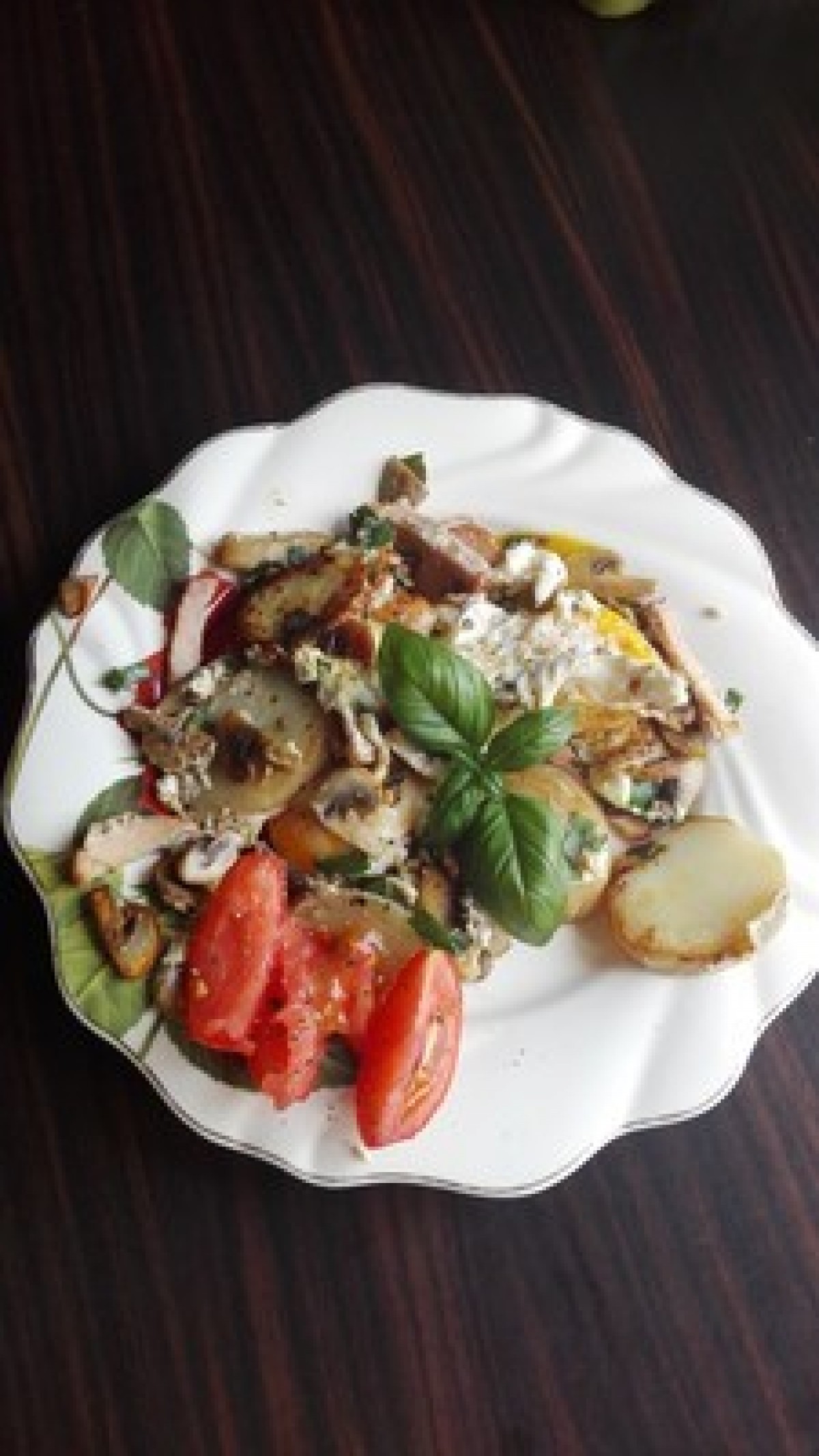 Przepis na Omlet z ziemniakami, pieczarkami i szynką