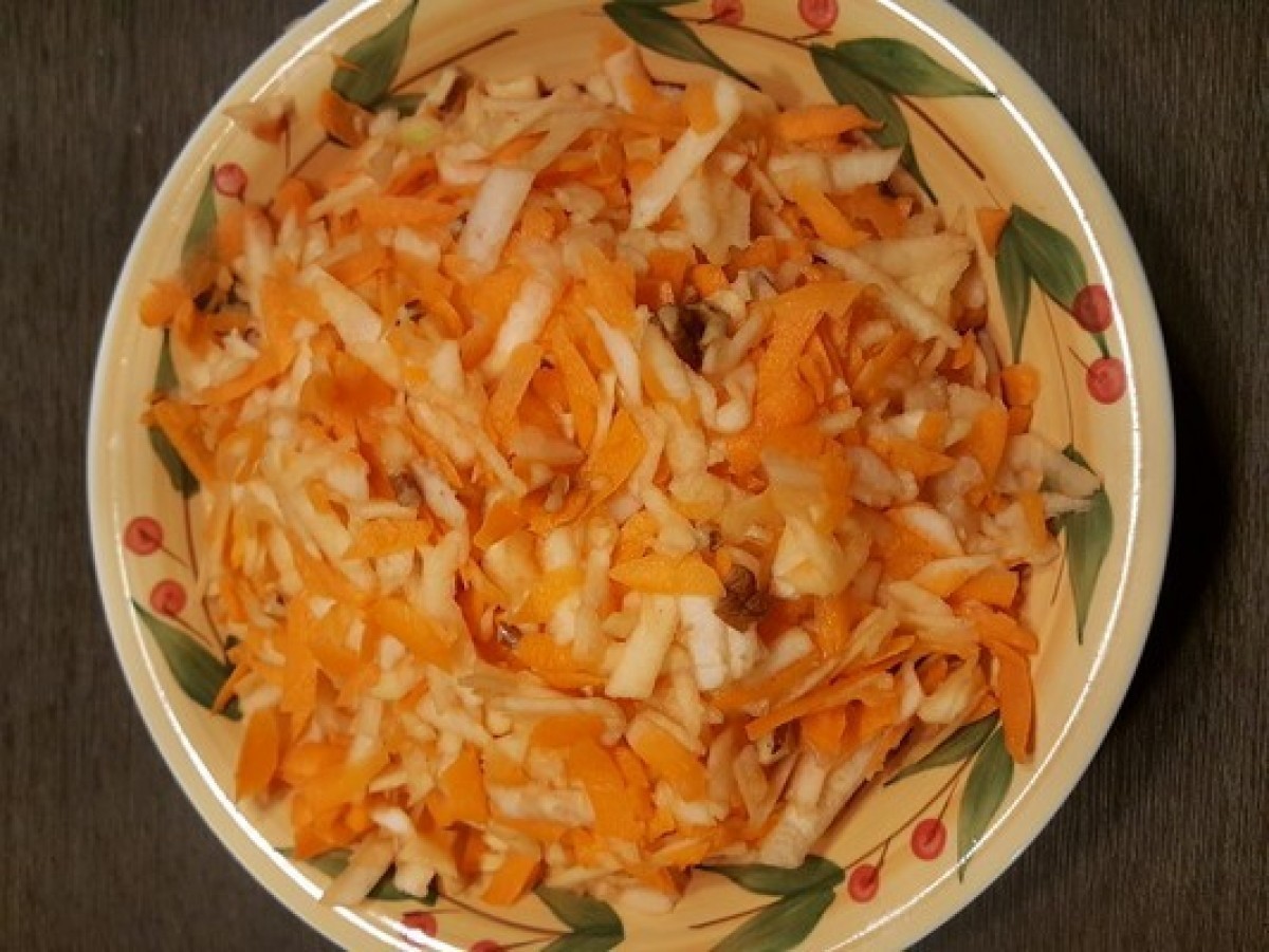 Przepis na Tarte jabłko z marchewką i orzechami