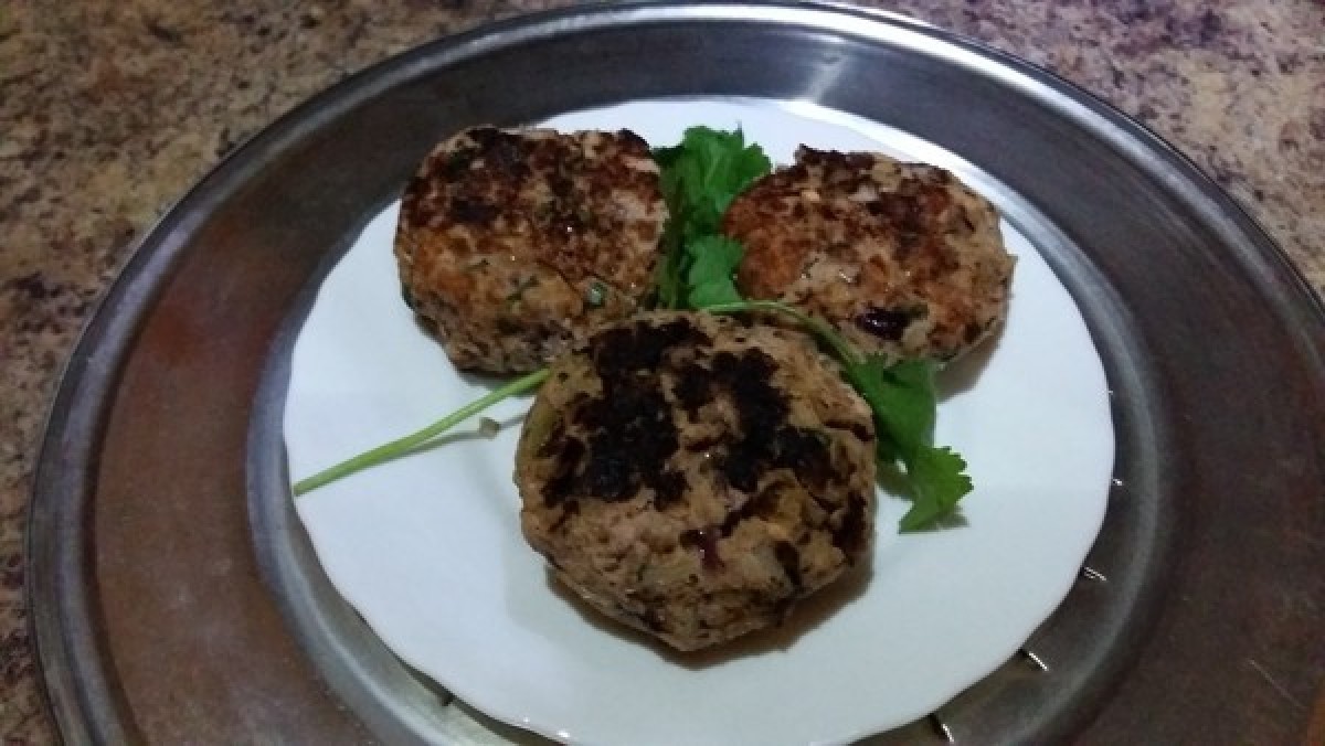 Burgery z łososia i czerwonej fasoli
