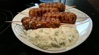 Cevapcici z sosem tzatziki