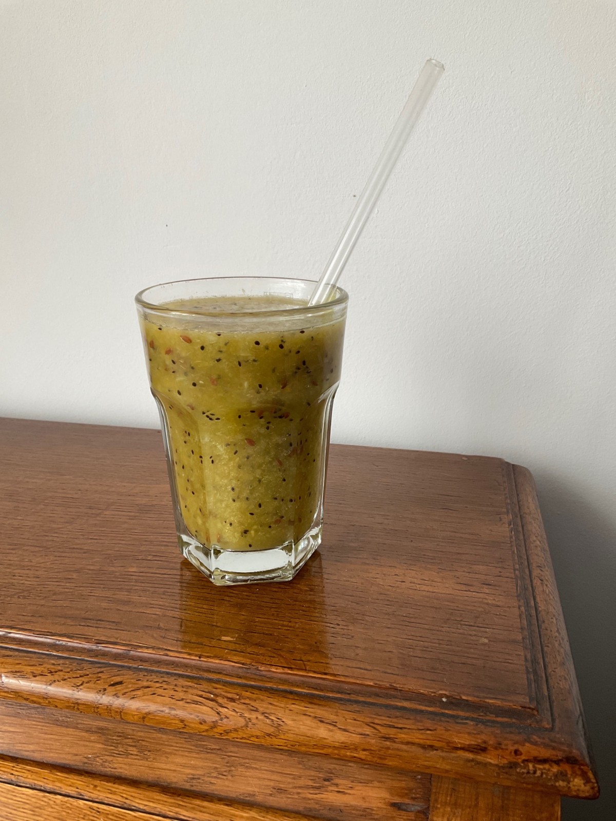 Przepis na Sok z pomarańczy, kiwi i nasion