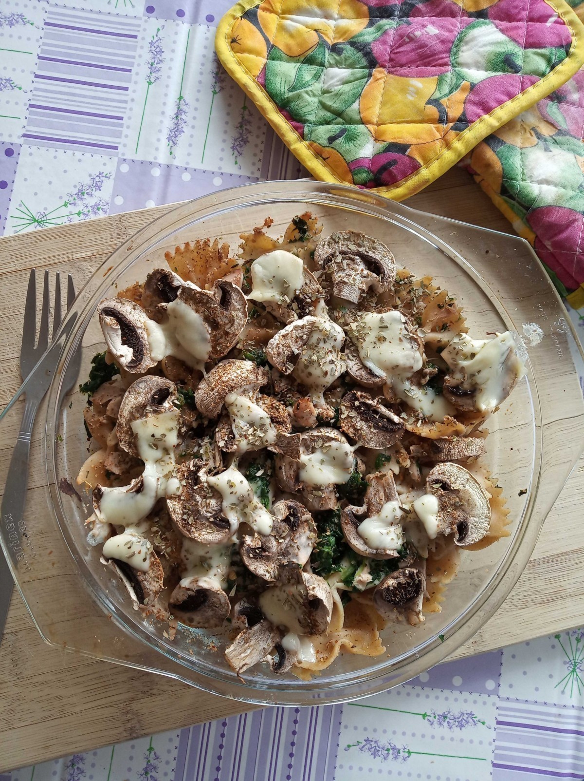 Przepis na Makaronowa zapiekanka z tuńczykiem i szpinakiem