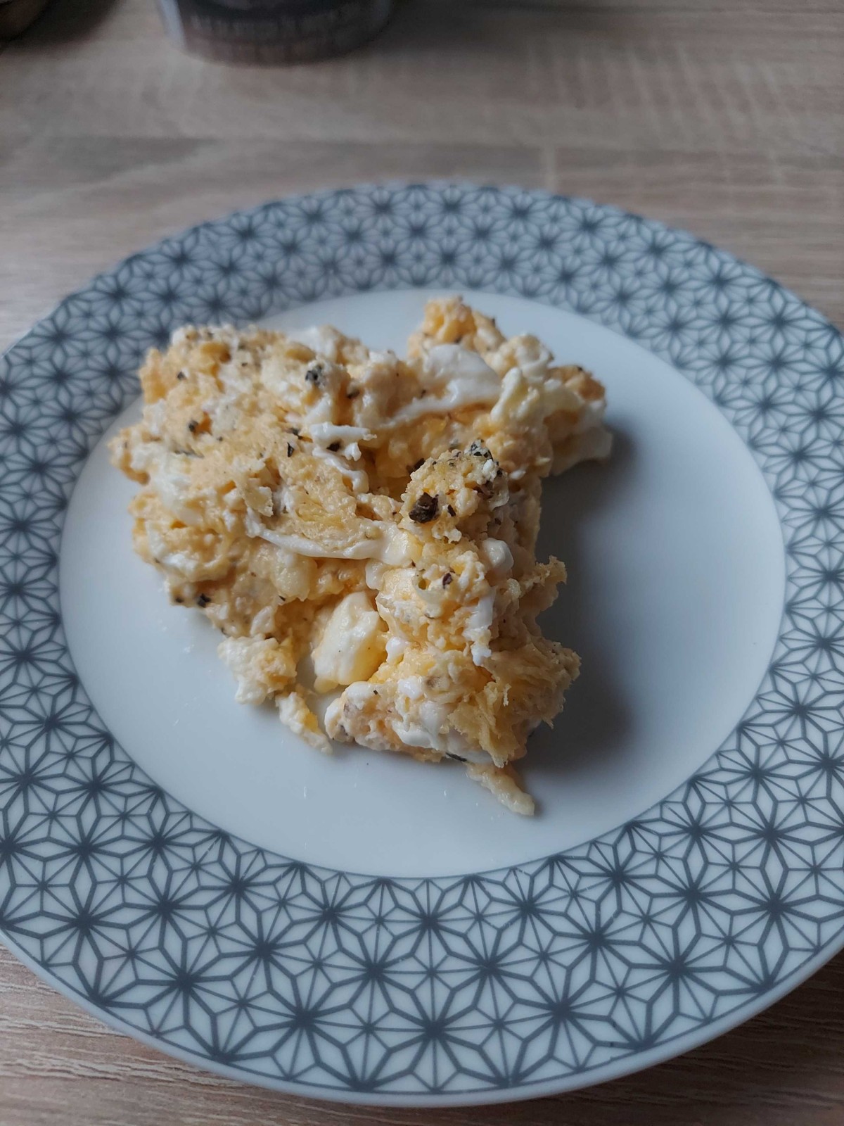Przepis na Jajecznica z serem feta