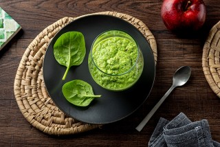 Smoothie jabłkowo-szpinakowe