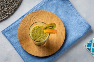Sok z pomarańczy, kiwi i nasion