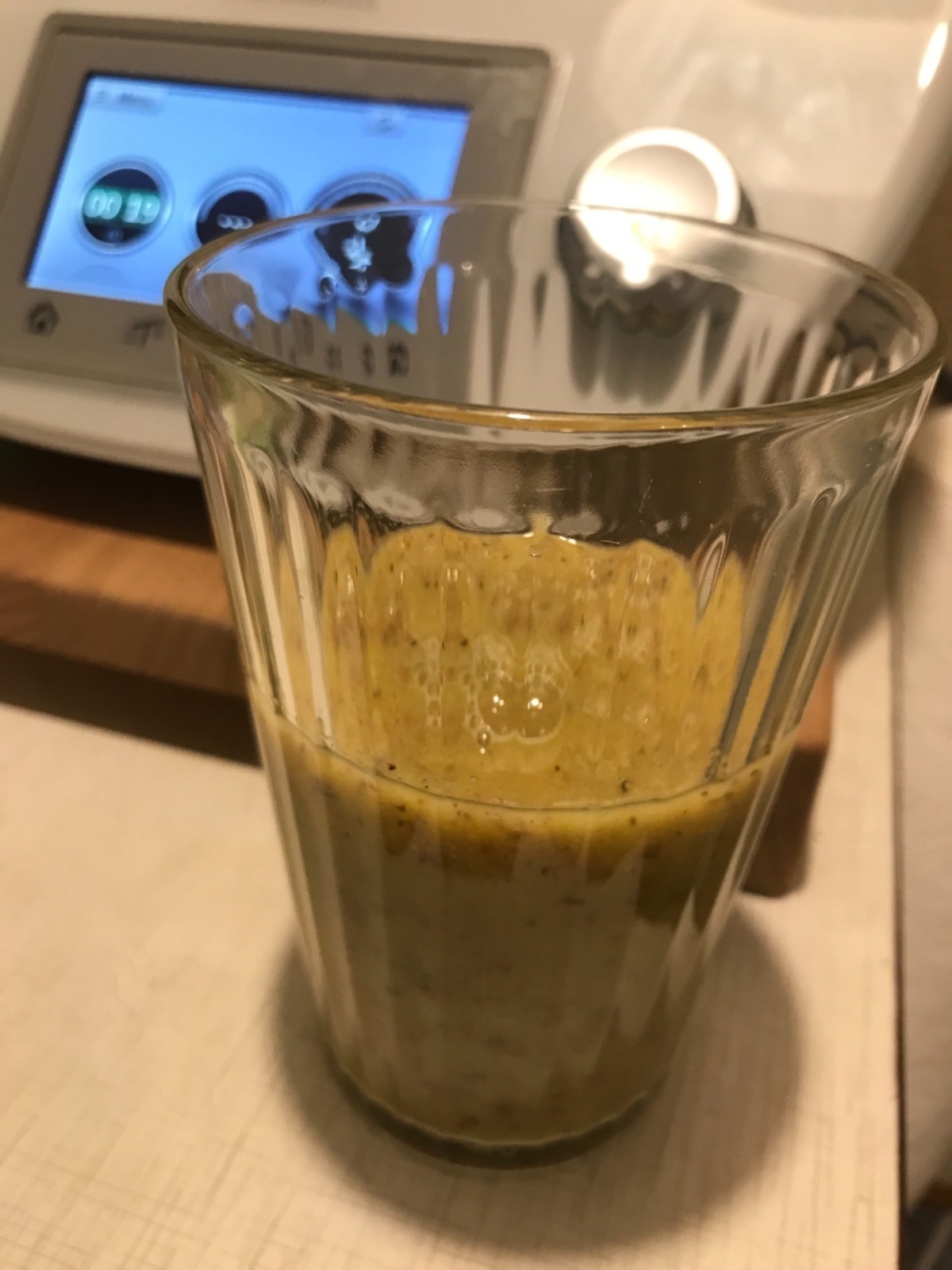 Przepis na Sok z pomarańczy, kiwi i nasion