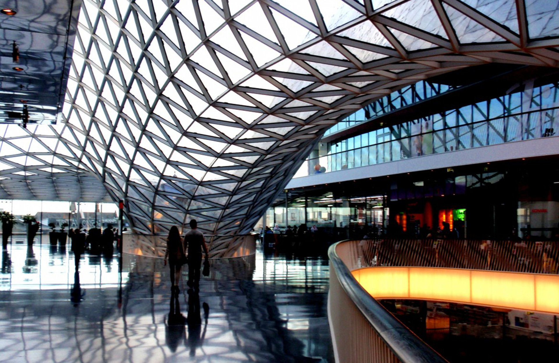 MyZeil shopping centre Frankfurt parking 