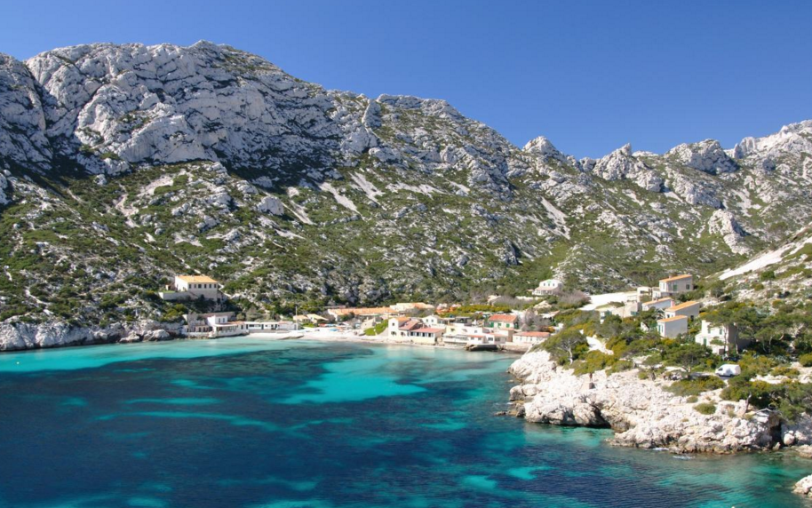 marseille Les calanques de Sormiou data-verified=