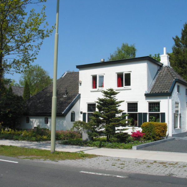 Groningerweg 43, EELDERWOLDE