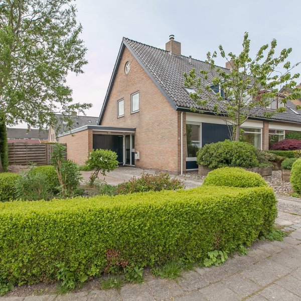 van Houtenstraat 2, ZUIDHORN