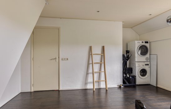 Kloosterlaan 6, TEN POST