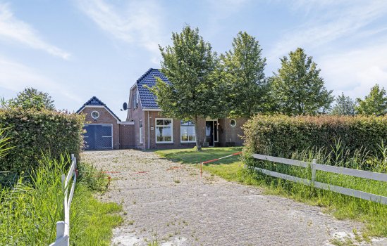 Broeksterweg 24, Pieterburen