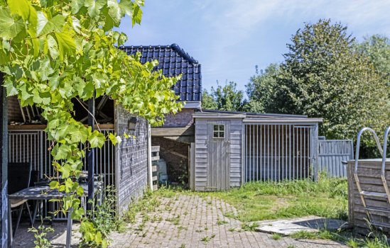 Broeksterweg 24, Pieterburen