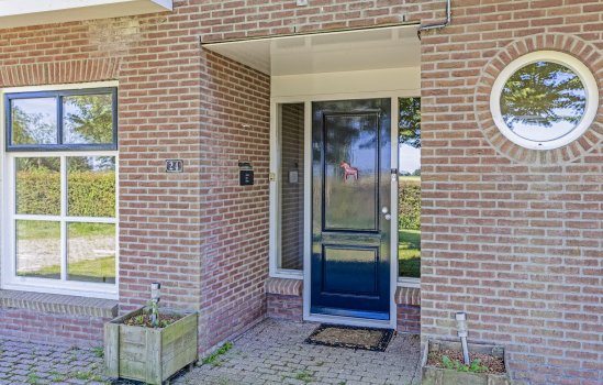 Broeksterweg 24, Pieterburen