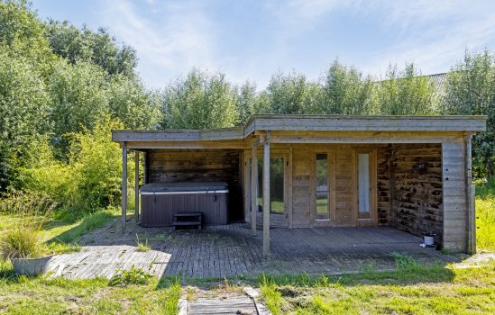 Broeksterweg 24, Pieterburen