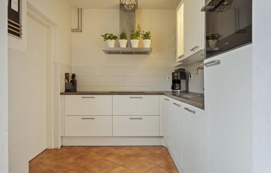 Lange Akker 38, Uithuizermeeden