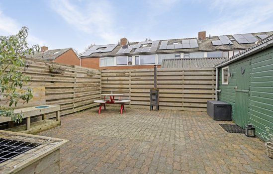 Lange Akker 38, Uithuizermeeden