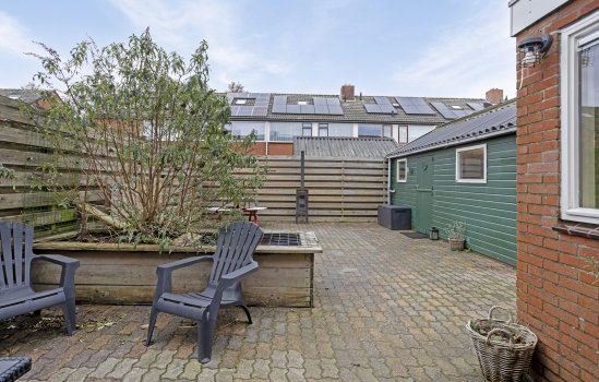 Lange Akker 38, Uithuizermeeden